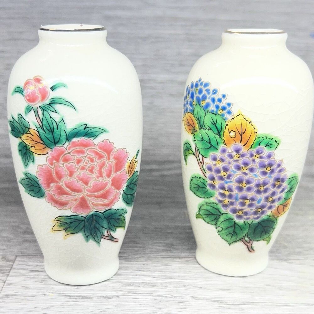 Set of 2 Homco Bud Vases- Small 4” Floral Design- Crackled Finish -Japan